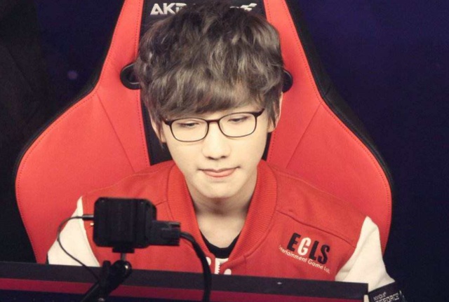 而这一动作 而这一动作