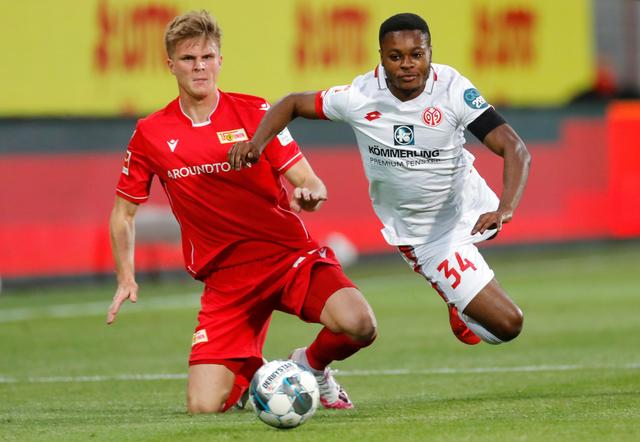 他是那个3 他是那个3